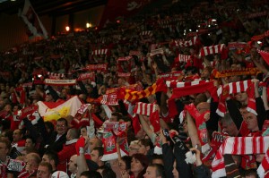 Liverpool Supporters Singing - YNWA
