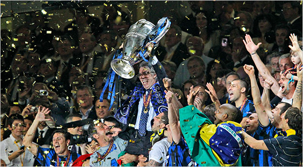 Massimo Moratti celebrates winning the Champions League