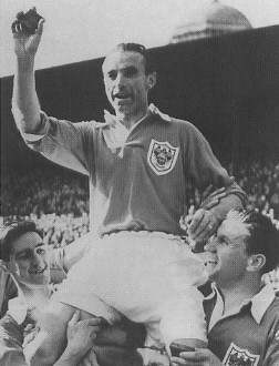 Stanley_Matthews(1953_FA_Cup_Final)