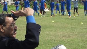 I-League: Can Subrata Steer A Financially Troubled United SC into a Safe Zone.