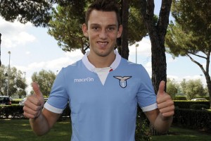 De Vrij will be an important player for Lazio as they look to pose a strong challenge