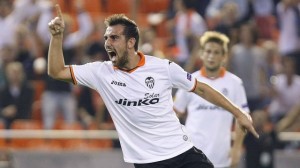 Valencia fans very high expectations from Paco Alcacer