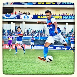 Robin in Bengaluru FC colors 