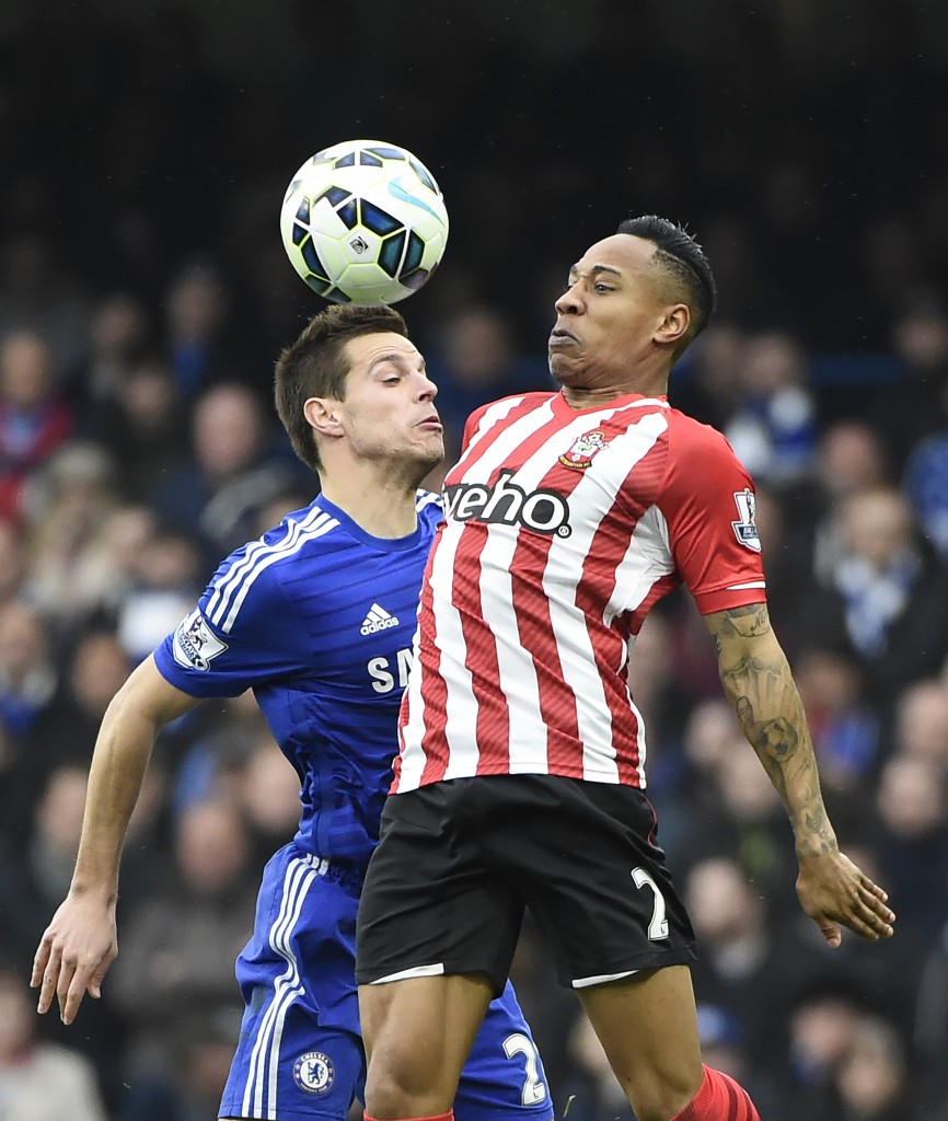 Chelsea's Cesar Azpilicueta (L) vies for the ball against Southampton Nathaniel Clyne (R)during their English Premier League soccer match between Chelsea and Southampton at Stamford Bridge  in London, Britain, 15 March 2015.  
