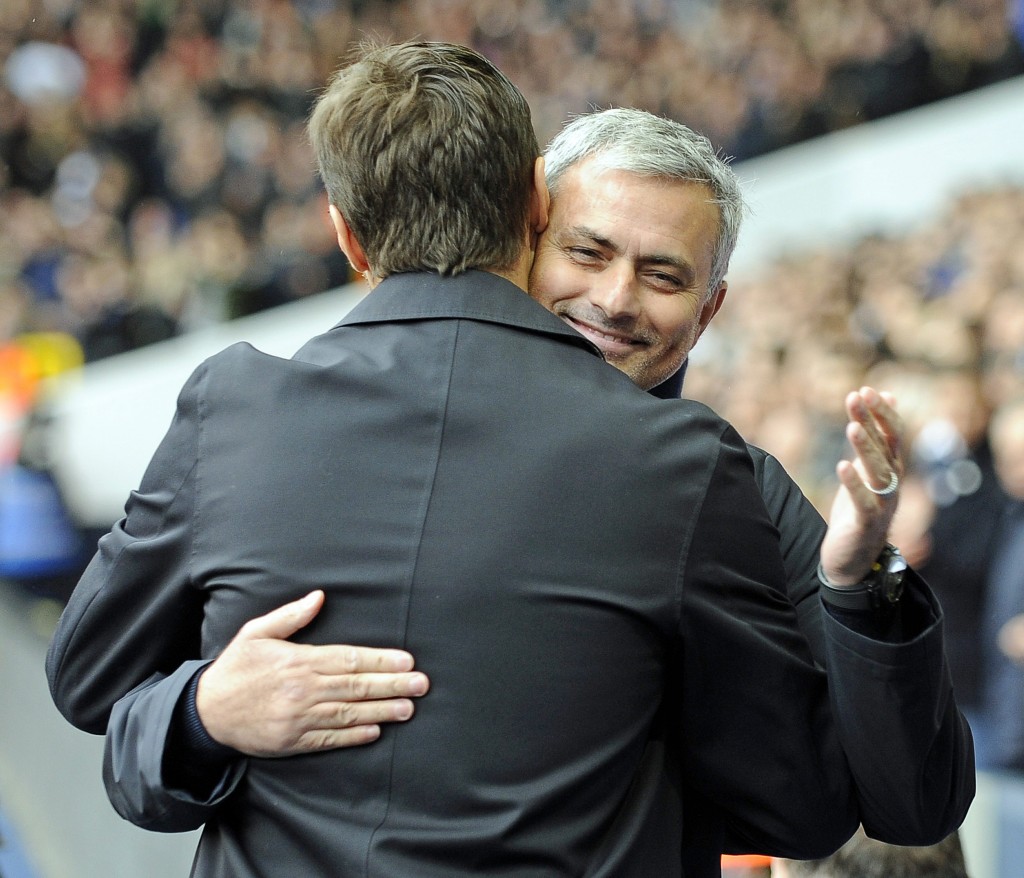 Tottenham Hotspur manager Mauricio Pochettino (L) greets Chelsea manager Jose Mourinho (R) during the English Premier League soccer match between Tottenham Hotspur and Chelsea FC at White Hart Lane in London, Britain, 29 November 2015. The match ended 0-0. (Photo by Gerry Penny/EPA)