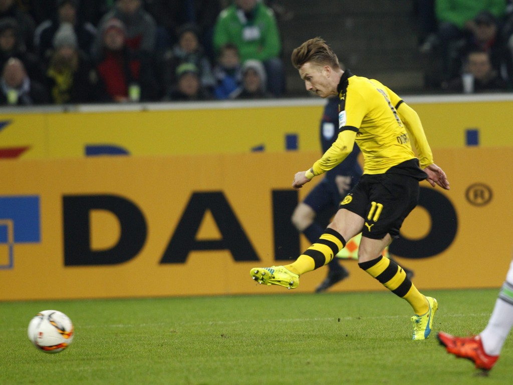 Borussia Moenchengladbach vs Borussia Dortmund