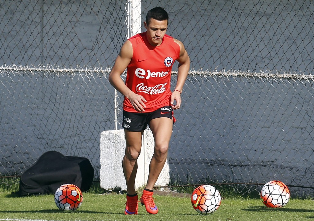 National Soccer Team training session in Chile