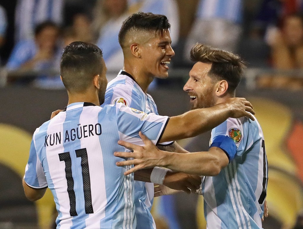 CHICAGO, IL - JUNE 10: Lionel Messi #10 of Argentina (R) celebrates his third goal against Panama with teammates Sergio Aguero #11 and Marcos Rojo during a match in the 2016 Copa America Centenario at Soldier Field on June 10, 2016 in Chicago, Illinois. Argentina defeated Panama 5-0. (Photo by Jonathan Daniel/Getty Images)