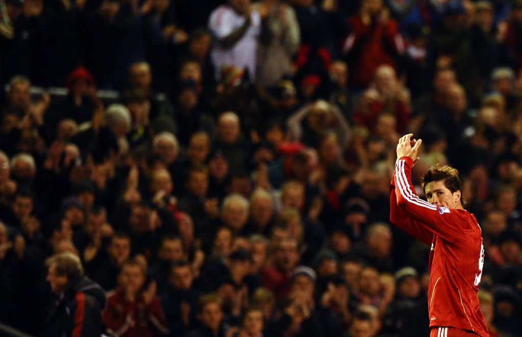 Liverpool's Spanish forward Fernando Torres looks back as he is substituted during their English Premier League football match against Chelsea at Anfield in Liverpool, north-west England, on November 7, 2010. Liverpool won 2-0. AFP PHOTO/PAUL ELLIS - FOR EDITORIAL USE ONLY Additional licence required for any commercial/promotional use or use on TV or internet (except identical online version of newspaper) of Premier League/Football League photos. Tel DataCo +44 207 2981656. Do not alter/modify photo. (Photo credit should read PAUL ELLIS/AFP/Getty Images)