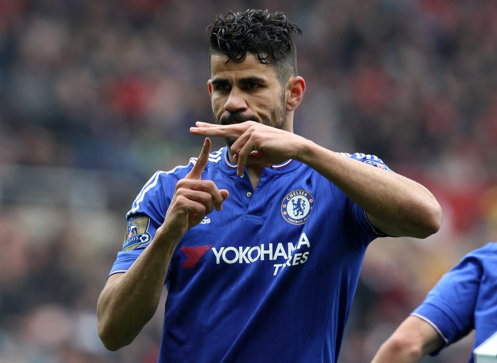 Chelsea's Brazilian-born Spanish striker Diego Costa celebrates scoring his team's first goal during the English Premier League football match between Sunderland and Chelsea at the Stadium of Light in Sunderland, northeast England on May 7, 2016. / AFP / LINDSEY PARNABY / RESTRICTED TO EDITORIAL USE. No use with unauthorized audio, video, data, fixture lists, club/league logos or 'live' services. Online in-match use limited to 75 images, no video emulation. No use in betting, games or single club/league/player publications. / (Photo credit should read LINDSEY PARNABY/AFP/Getty Images)