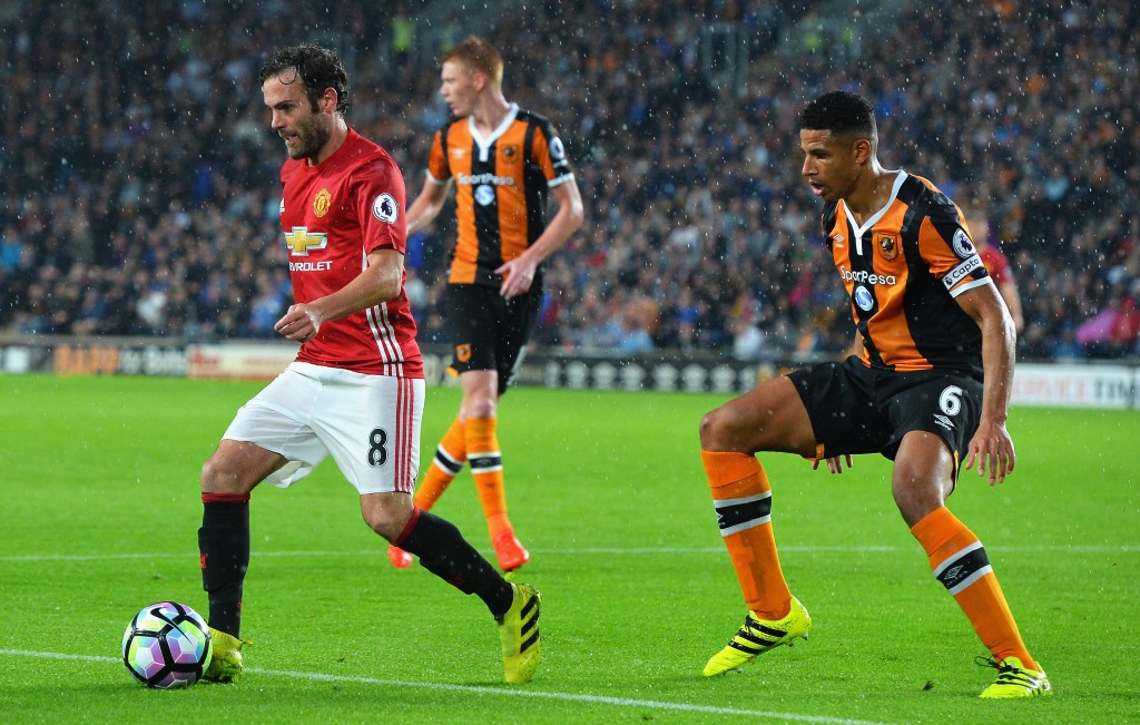 Curtis Davies was the lynchpin of the Hull defence as the Tigers produced a heart-warming defensive display only to be outdone by Marcus Rashford in stoppage time. (Picture Courtesy - AFP/Getty Images)