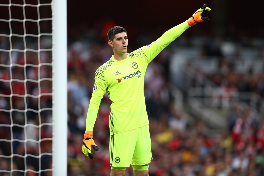 LONDON, ENGLAND - SEPTEMBER 24: Thibaut Courtois of Chelsea signals during the Premier League match between Arsenal and Chelsea at the Emirates Stadium on September 24, 2016 in London, England. (Photo by Paul Gilham/Getty Images)