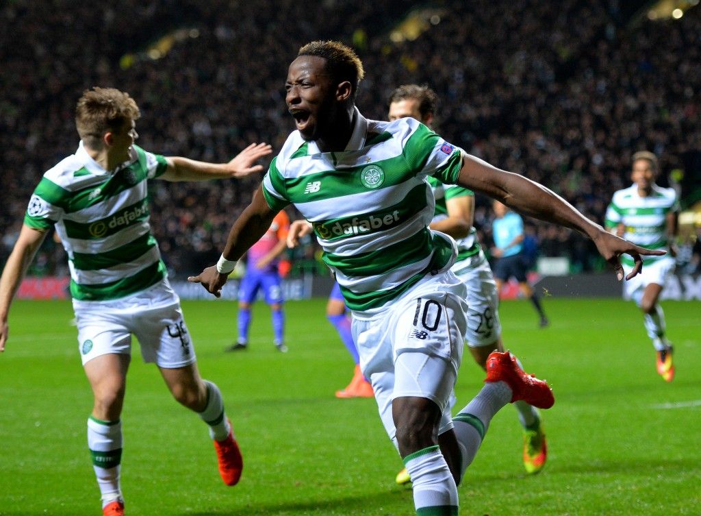 GLASGOW, SCOTLAND - SEPTEMBER 28: Moussa Dembele of Celtic celebrates after scoring the opening goal during the UEFA Champions League group C match between Celtic FC and Manchester City FC at Celtic Park on September 28, 2016 in Glasgow, Scotland. (Photo by Mark Runnacles/Getty Images)