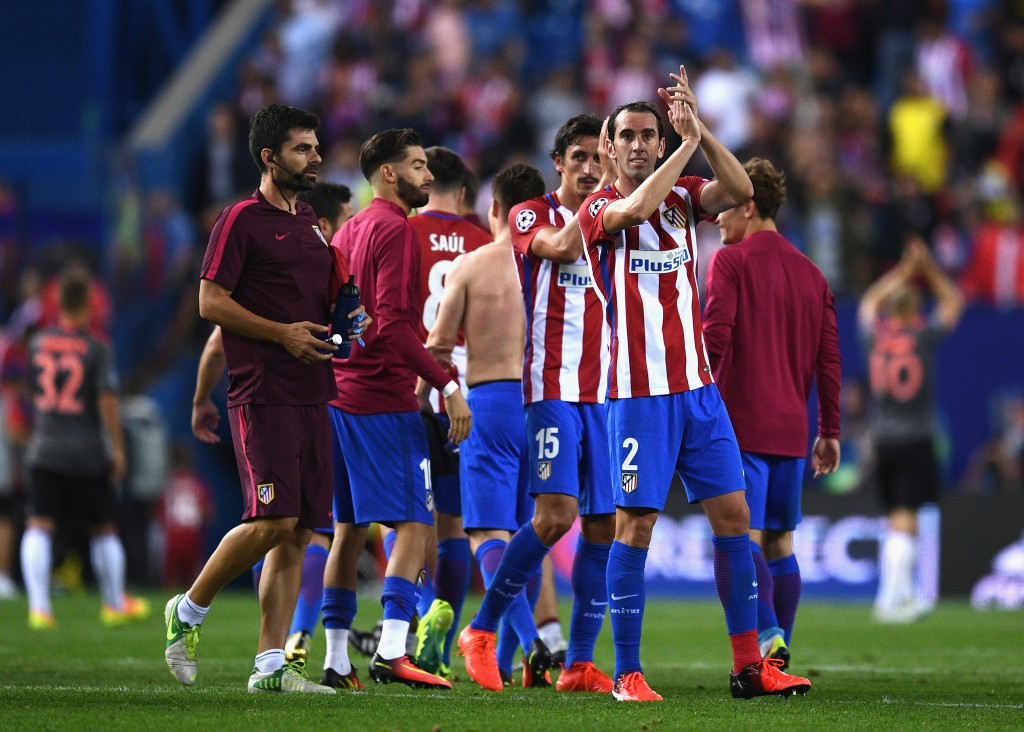 MADRID, SPAIN - SEPTEMBER 28: Diego Godin of Atletico Madrid applauds the fans after the UEFA Champions League group D match between Club Atletico de Madrid and FC Bayern Muenchen at the Vicente Calderon Stadium on September 28, 2016 in Madrid, Spain. (Photo by David Ramos/Getty Images)