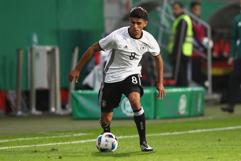 INGOLSTADT, GERMANY - OCTOBER 07: Mahmoud Dahoud of Germany runs with the ball during the 2017 UEFA European U21 Championships Qualifier between Germany and Russia at Audi Sportpark on October 7, 2016 in Ingolstadt, Germany. (Photo by Alexander Hassenstein/Bongarts/Getty Images)
