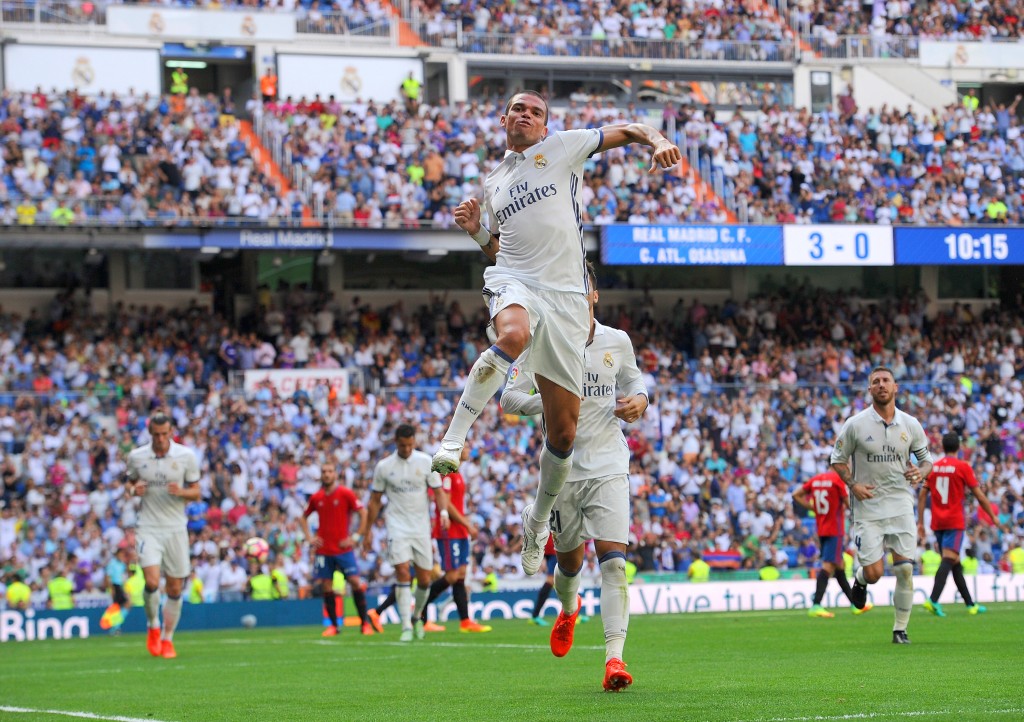 MADRID, SPAIN - SEPTEMBER 10: Pepe of Real Madrid celebrates after scoring Real's 4th goal during the La Liga match between Real Madrid CF and CA Osasuna at Estadio Santiago Bernabeu on September 10, 2016 in Madrid, Spain. (Photo by Denis Doyle/Getty Images)