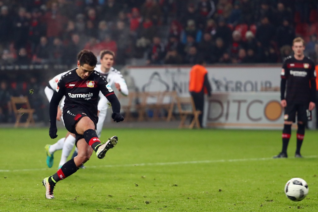 LEVERKUSEN, GERMANY - DECEMBER 03: Javier Hernandez of Leverkusen misses a penalty during the Bundesliga match between Bayer 04 Leverkusen and SC Freiburg at BayArena on December 3, 2016 in Leverkusen, Germany. (Photo by Alex Grimm/Bongarts/Getty Images)