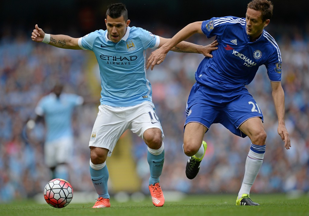 Manchester City's Argentinian striker Sergio Aguero (L) vies with Chelsea's Serbian midfielder Nemanja Matic during the English Premier League football match between Manchester City and Chelsea at The Etihad stadium in Manchester, north west England on August 16, 2015. AFP PHOTO / OLI SCARFF RESTRICTED TO EDITORIAL USE. No use with unauthorized audio, video, data, fixture lists, club/league logos or 'live' services. Online in-match use limited to 75 images, no video emulation. No use in betting, games or single club/league/player publications. (Photo credit should read OLI SCARFF/AFP/Getty Images)