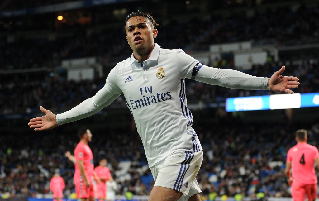 MADRID, SPAIN - NOVEMBER 30: Mariano Diaz Mejia of Real Madrid CF celebrates after scoring Real's 3rd goal during the Copa del Rey last of 32 match between Real Madrid and Cultural Leonesa at estadio Santiago Bernabeu on November 30, 2016 in Madrid, Spain. (Photo by Denis Doyle/Getty Images)