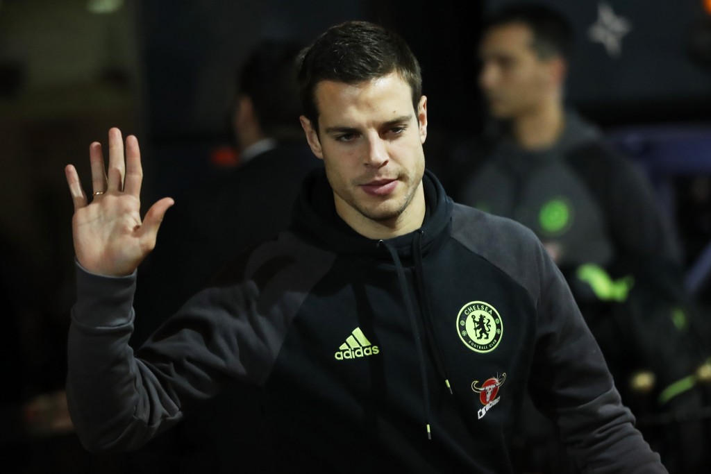 SUNDERLAND, ENGLAND - DECEMBER 14: Cesar Azpilicueta of Chelsea arrives at the stadiium prior to kick off during the Premier League match between Sunderland and Chelsea at Stadium of Light on December 14, 2016 in Sunderland, England. (Photo by Ian MacNicol/Getty Images)