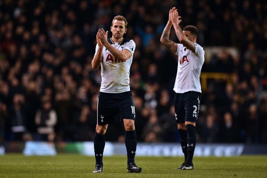 Could Kane reunite with Kyle Walker at Manchester City? (Photo by IKIMAGES/AFP/Getty Images)