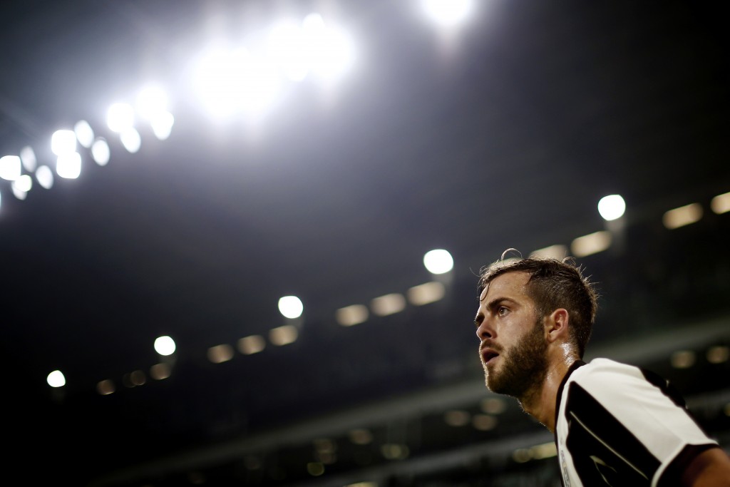 Juventus' midfielder Miralem Pjanic of Bosnia-Erzegovina looks on during the Italian Serie A football match Juventus Vs Atalanta on December 3, 2016 at the 'Juventus Stadium' in Turin. / AFP / MARCO BERTORELLO (Photo credit should read MARCO BERTORELLO/AFP/Getty Images)