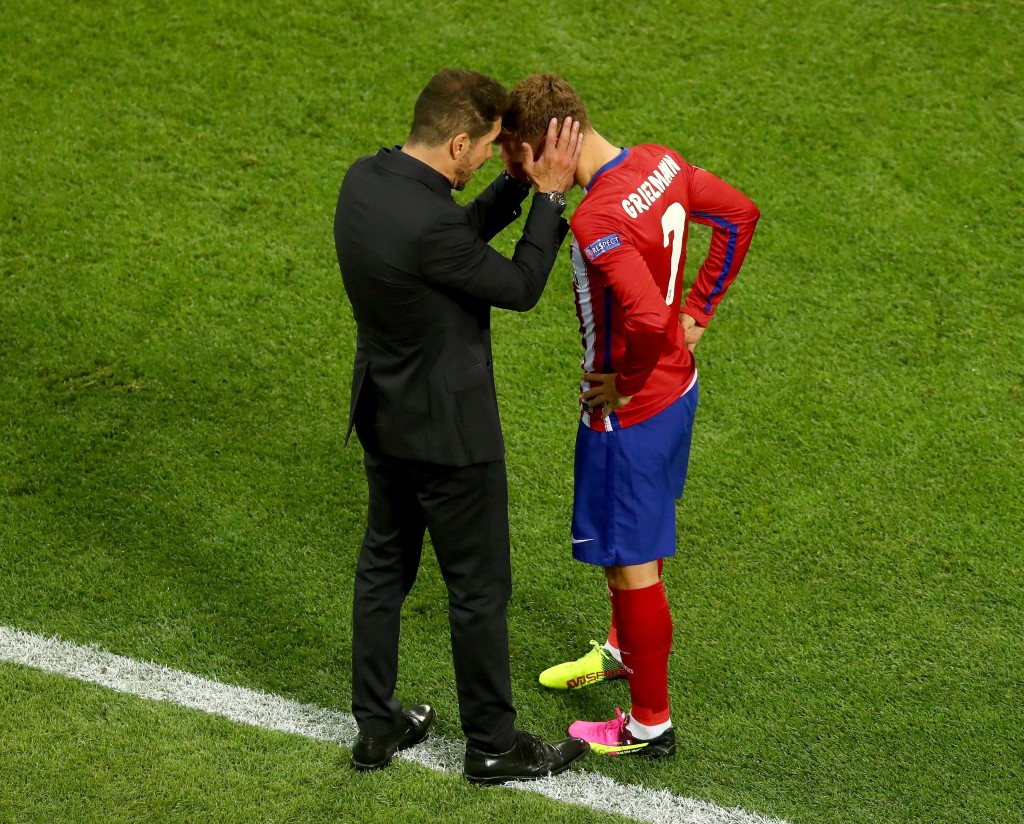 Will Griezmann choose El Cholo over Pogba? (Picture Courtesy - AFP/Getty Images)