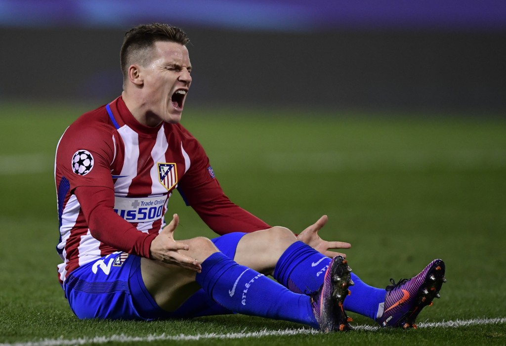 Atletico Madrid's French forward Kevin Gameiro shouts during the UEFA Champions League Group D football match Club Atletico de Madrid vs PSV Eindhoven at the Vicente Calderon stadium in Madrid on November 23, 2016. / AFP / JAVIER SORIANO (Photo credit should read JAVIER SORIANO/AFP/Getty Images)