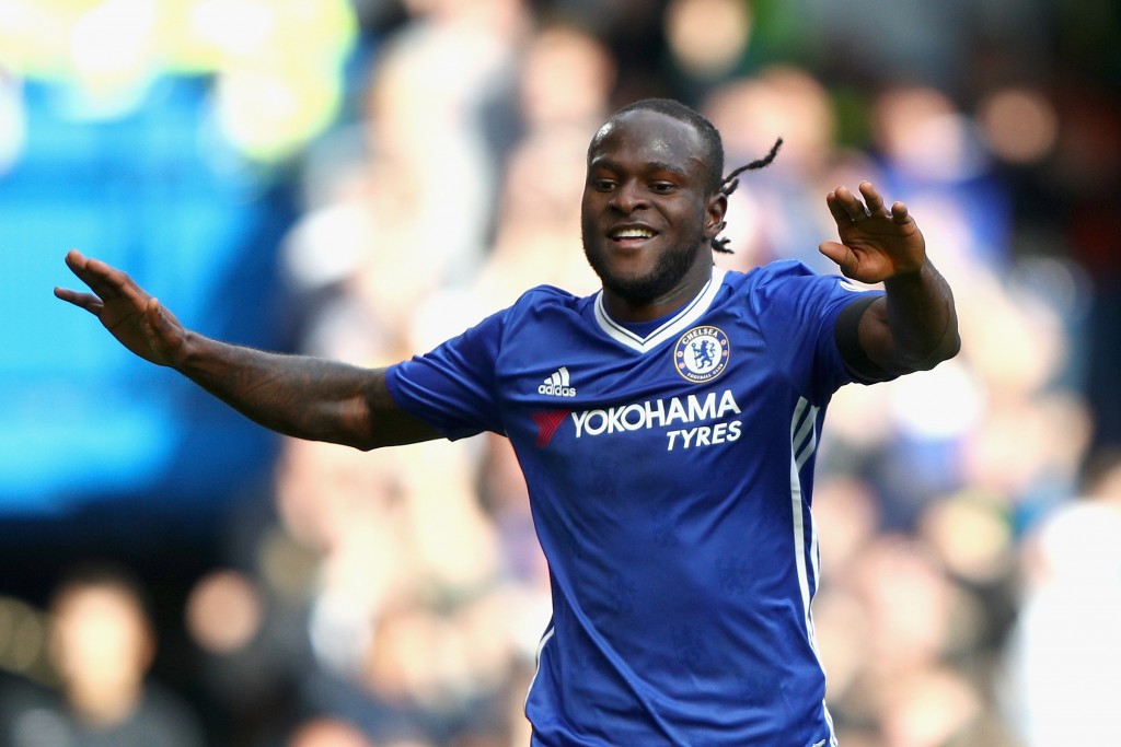 LONDON, ENGLAND - OCTOBER 15: Victor Moses of Chelsea celebrates scoring his sides third goal during the Premier League match between Chelsea and Leicester City at Stamford Bridge on October 15, 2016 in London, England. (Photo by Ian Walton/Getty Images)