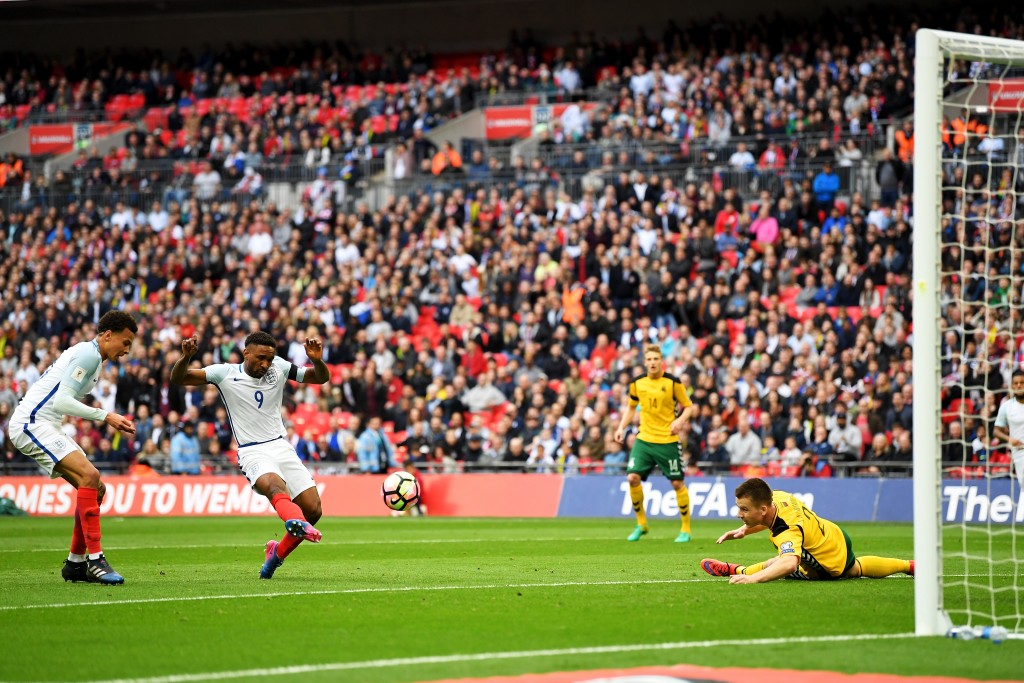 Defoe-nitely Jermaine man! (Picture Courtesy - AFP/Getty Images)