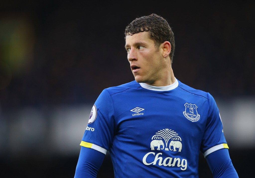 LIVERPOOL, ENGLAND - FEBRUARY 04: Ross Barkley of Everton during the Premier League match between Everton and AFC Bournemouth at Goodison Park on February 4, 2017 in Liverpool, England. (Photo by Alex Livesey/Getty Images)