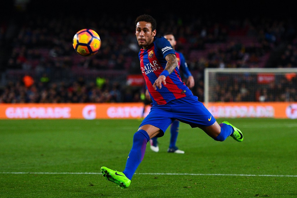 BARCELONA, SPAIN - MARCH 01: Neymar Jr. of FC Barcelona shoots towards goal during the La Liga match between FC Barcelona and Real Sporting de Gijon at Camp Nou stadium on March 1, 2017 in Barcelona, Spain. (Photo by David Ramos/Getty Images)