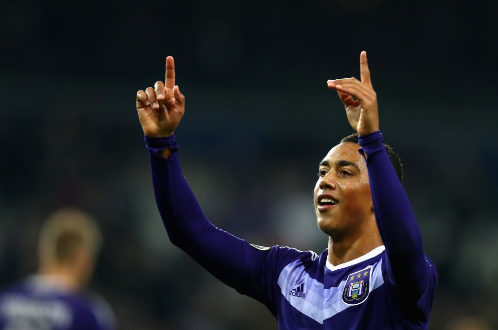 BRUSSELS, BELGIUM - NOVEMBER 03: Youri Tielemans of RSC Anderlecht celebrates after scoring his team's thirkd goal during the UEFA Europa League Group C match between RSC Anderlecht and 1. FSV Mainz 05 at Constant Vanden Stock Stadium on November 3, 2016 in Brussels, Belgium. (Photo by Dean Mouhtaropoulos/Getty Images)