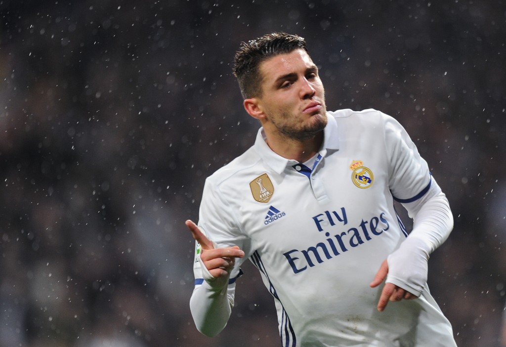 MADRID, SPAIN - JANUARY 29: Mateo Kovacic of Real Madrid celebrates after scoring Real's 1st during the La Liga match between Real Madrid CF and Real Sociedad de Futbol at the Bernabeu on January 29, 2017 in Madrid, Spain. (Photo by Denis Doyle/Getty Images)
