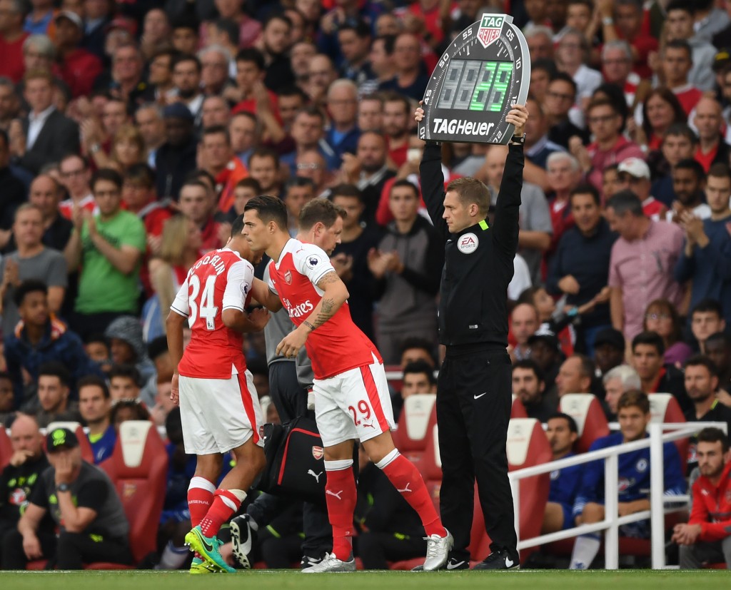 Wenger was tactically outdone by Guardiola, who chose to target the Xhaka-Coquelin pivot. (Picture Courtesy - AFP/Getty Images)