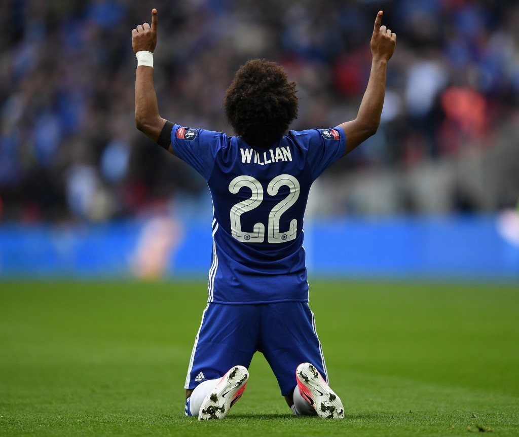 LONDON, ENGLAND - APRIL 22: Willian of Chelsea celebrates after he scores his sides second goal during The Emirates FA Cup Semi-Final between Chelsea and Tottenham Hotspur at Wembley Stadium on April 22, 2017 in London, England. (Photo by Laurence Griffiths/Getty Images)