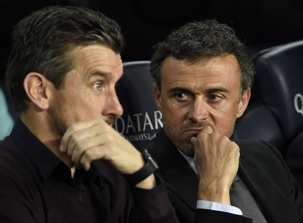 Barcelona's coach Luis Enrique (R) talks with Barcelona's second coach Juan Carlos Unzue (L) before the Spanish league football match FC Barcelona vs Real Sociedad at the Camp Nou stadium in Barcelona on April 15, 2017. / AFP PHOTO / LLUIS GENE (Photo credit should read LLUIS GENE/AFP/Getty Images)