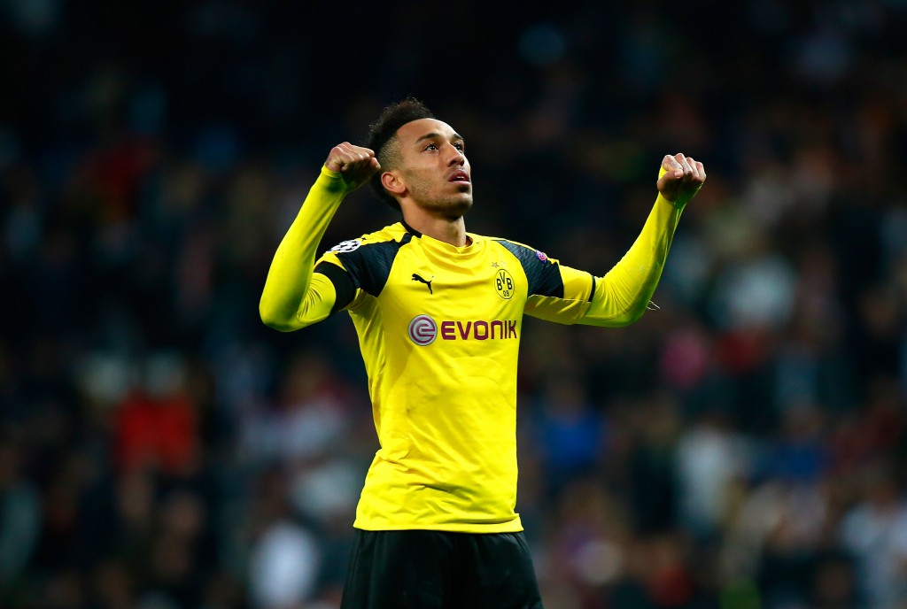 MADRID, SPAIN - DECEMBER 07: Pierre-Emerick Aubameyang of Borussia Dortmund celebrates after the final whistle during the UEFA Champions League Group F match between Real Madrid CF and Borussia Dortmund at the Bernabeu on December 7, 2016 in Madrid, Spain. (Photo by Gonzalo Arroyo Moreno/Getty Images)
