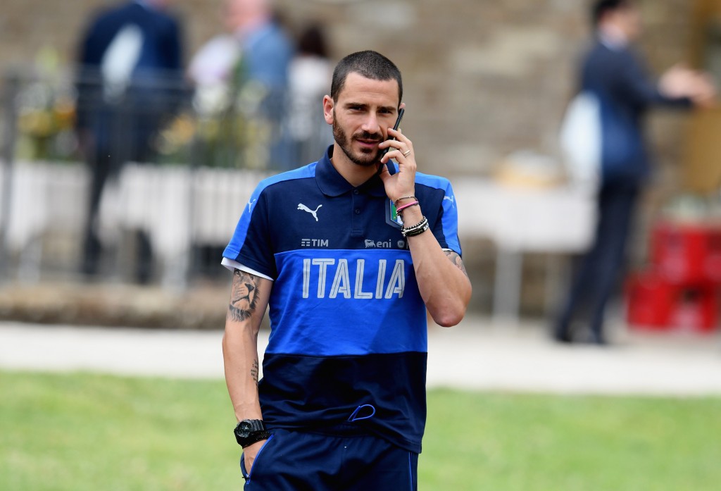 Hello, Conte hear you! (Picture Courtesy - AFP/Getty Images)