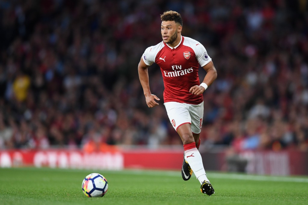 LONDON, ENGLAND - AUGUST 11: Alex Oxlade-Chamberlain of Arsenal in action during the Premier League match between Arsenal and Leicester City at Emirates Stadium on August 11, 2017 in London, England. (Photo by Michael Regan/Getty Images)