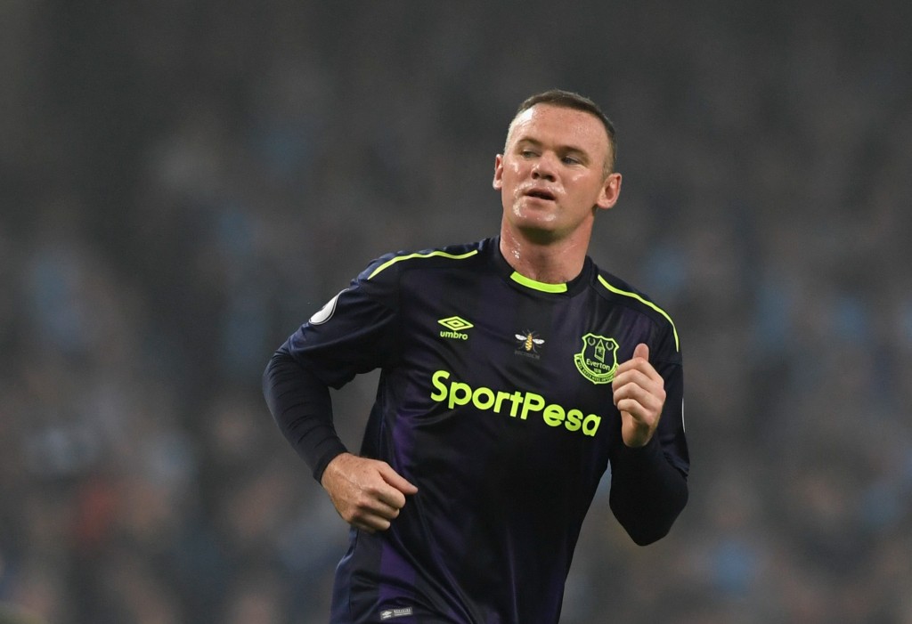 MANCHESTER, ENGLAND - AUGUST 21: Everton player Wayne Rooney in action during the Premier League match between Manchester City and Everton at Etihad Stadium on August 21, 2017 in Manchester, England. (Photo by Stu Forster/Getty Images)