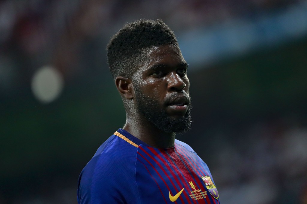 MADRID, SPAIN - AUGUST 16: Samuel Umiti of FC Barcelona looks on during the Supercopa de Espana Final 2nd Leg match between Real Madrid and FC Barcelona at Estadio Santiago Bernabeu on August 16, 2017 in Madrid, Spain. (Photo by Gonzalo Arroyo Moreno/Getty Images)