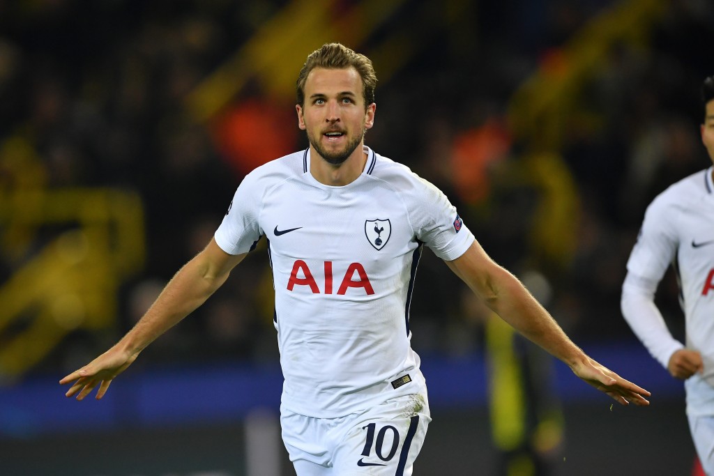 DORTMUND, GERMANY - NOVEMBER 21: Harry Kane of Tottenham Hotspur celebrates scoring his sides first goal during the UEFA Champions League group H match between Borussia Dortmund and Tottenham Hotspur at Signal Iduna Park on November 21, 2017 in Dortmund, Germany. (Photo by Stuart Franklin/Getty Images)