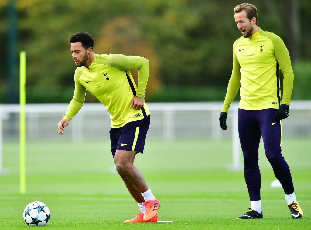 ENFIELD, ENGLAND - OCTOBER 31: Mousa Dembele and Harry Kane of Tottenham Hotspur train during a Tottenham Hotspur training session ahead of their UEFA Champions League Group H match against Real Madrid on October 31, 2017 in Enfield, England. (Photo by Alex Broadway/Getty Images)