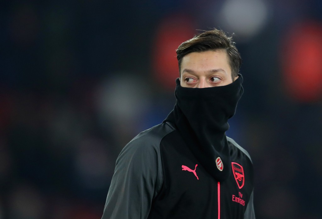 LONDON, ENGLAND - DECEMBER 28: Mesut Ozil of Arsenal warms up prior to the Premier League match between Crystal Palace and Arsenal at Selhurst Park on December 28, 2017 in London, England. (Photo by Catherine Ivill/Getty Images)