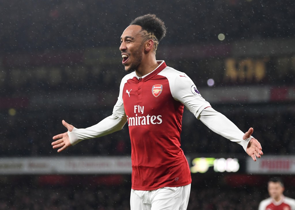 LONDON, ENGLAND - FEBRUARY 03: Pierre-Emerick Aubameyang of Arsenal celebrates after scoring his sides fourth goal during the Premier League match between Arsenal and Everton at Emirates Stadium on February 3, 2018 in London, England. (Photo by Michael Regan/Getty Images)