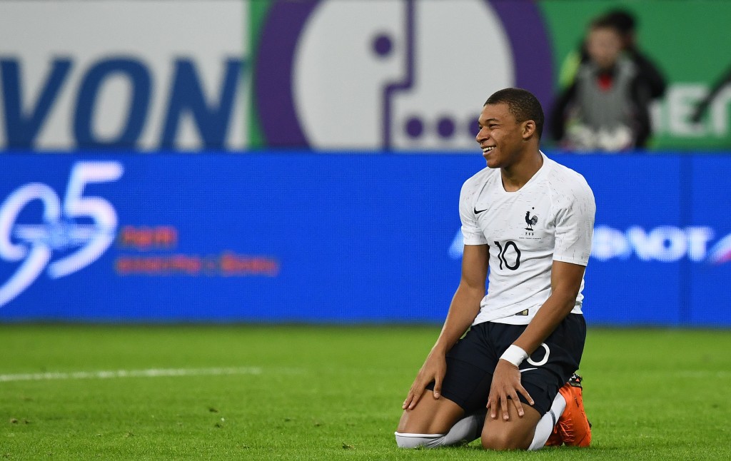 A brace for Mbappe (FRANCK FIFE/AFP/Getty Images)