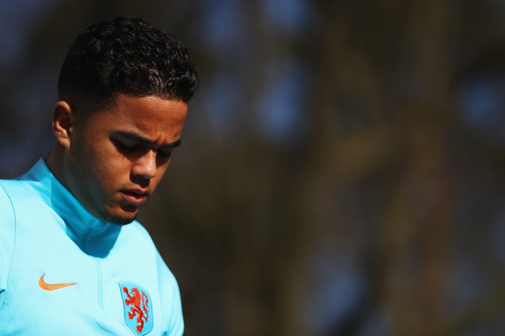 Set to emulate his father at Barcelona? (Photo courtesy - Dean Mouhtaropoulos/Getty Images)