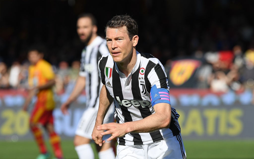 Stephan Lichtsteiner had a stellar career at Juventus, winning the Serie A title on multiple ocassions. (Photo courtesy: AFP/Getty)