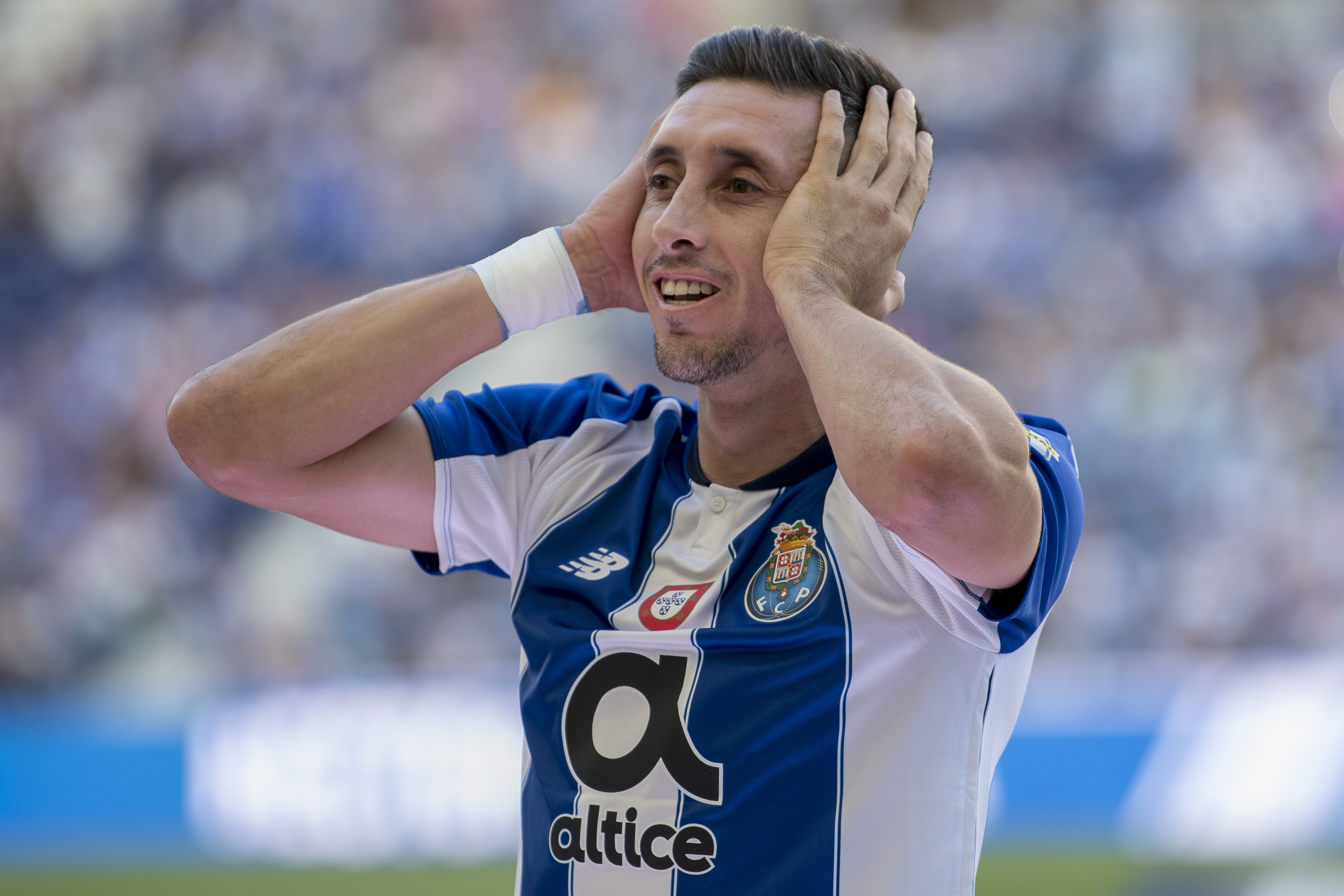 A move away to Barcelona on cards? (Photo Courtesy- Octavio Passos/Getty Images)